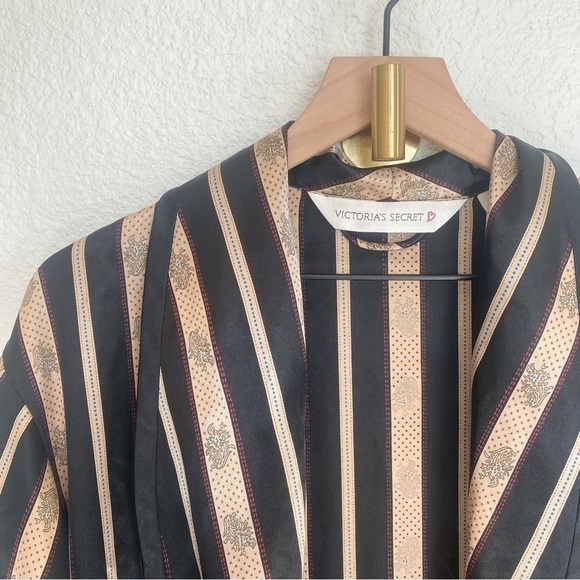 Vintage 90's Victoria Secret Long Robe Striped Satin Gold Black Oriental Robe - Picture 3 of 11
